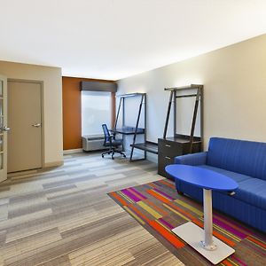 One-Bedroom King Suite